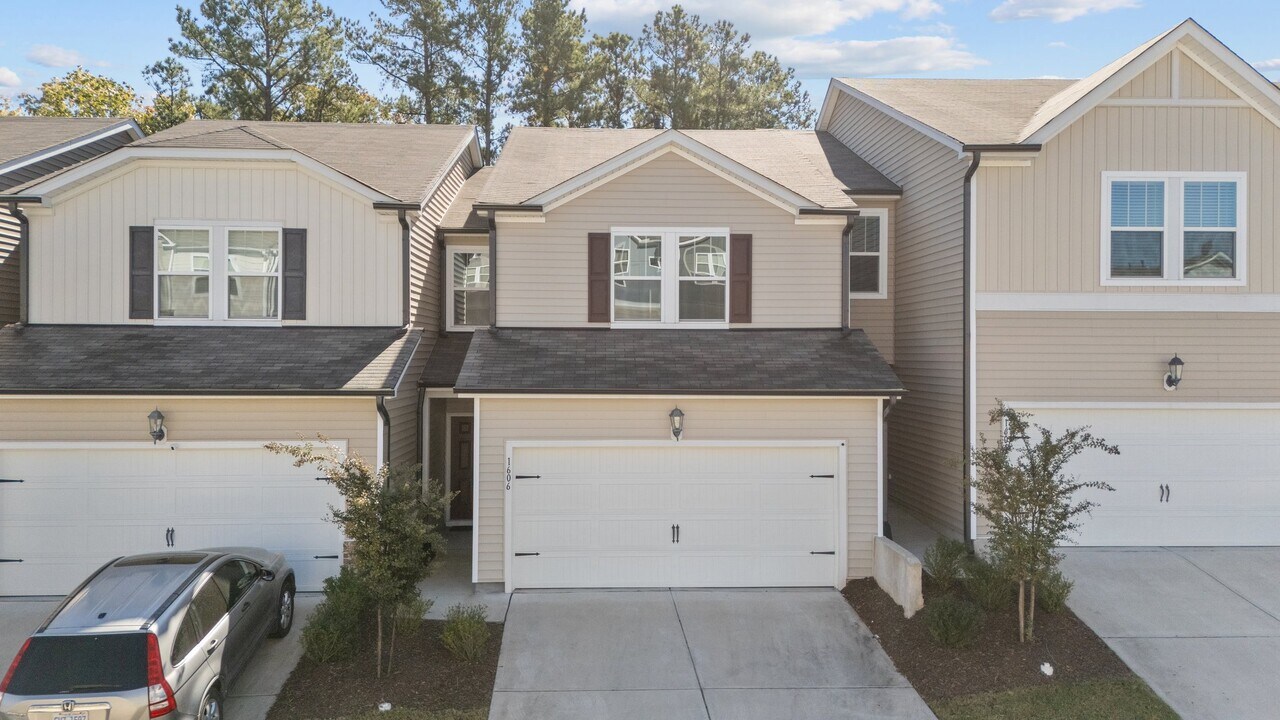 1606 Clayfire Dr. in Cary, NC - Building Photo