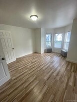 86 Rombout Ave in Beacon, NY - Building Photo