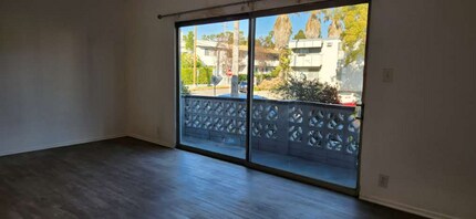 545 Hayworth Ave in Los Angeles, CA - Foto de edificio - Building Photo