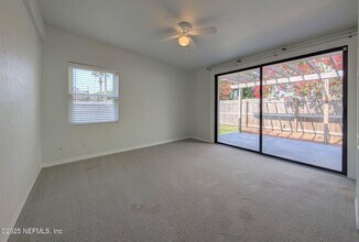 802 8th Ave N in Jacksonville Beach, FL - Building Photo - Building Photo