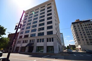 221 W 2nd St, Unit P2 - FURNISHED ONLY in Little Rock, AR - Building Photo