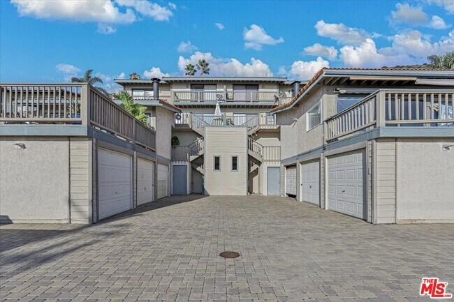 11861 Ellice St-Unit -A in Malibu, CA - Building Photo - Building Photo