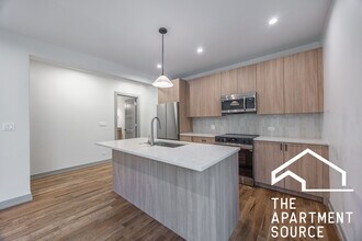 1341 W Estes Ave in Chicago, IL - Building Photo - Building Photo