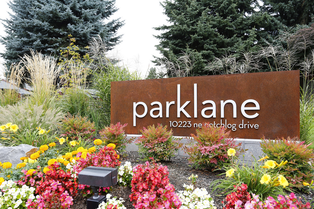 Parklane Apartments in Vancouver, WA - Building Photo