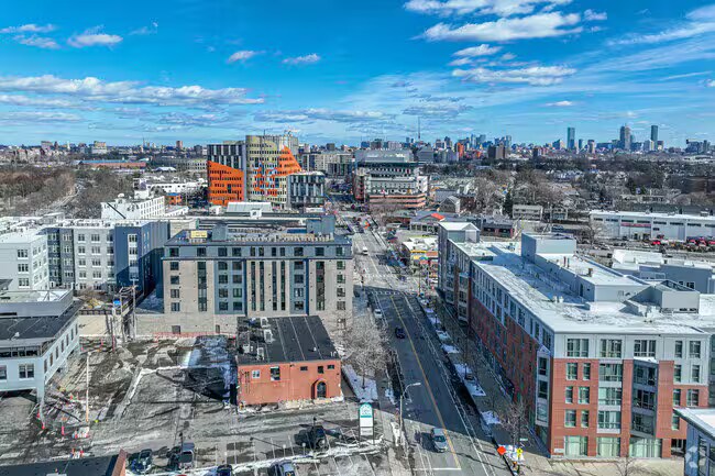 412 Western Ave, Unit #307 in Boston, MA - Building Photo