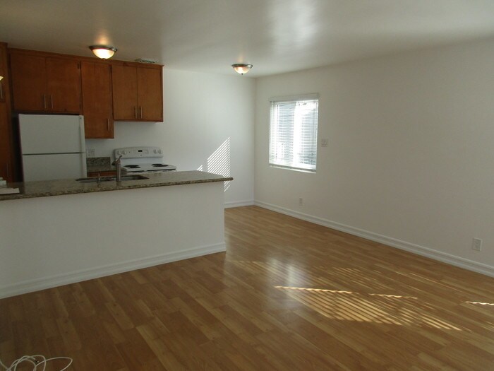 22 62nd Pl-Unit -5 in Long Beach, CA - Foto de edificio