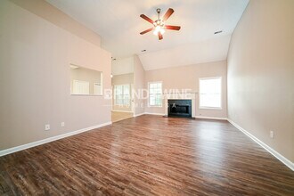 6366 Wellesley Dr in Riverdale, GA - Building Photo - Building Photo