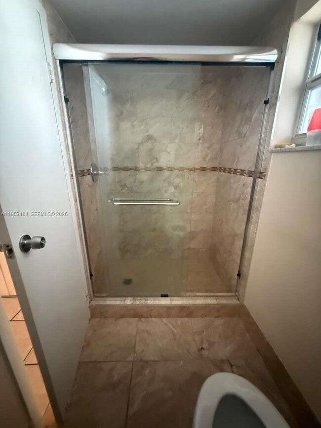 14140 SW 84th St in Miami, FL - Building Photo - Building Photo