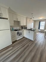 117 Elmwood Dr in Moncton, NB - Building Photo