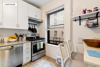 61 East 86th St in New York, NY - Building Photo - Building Photo