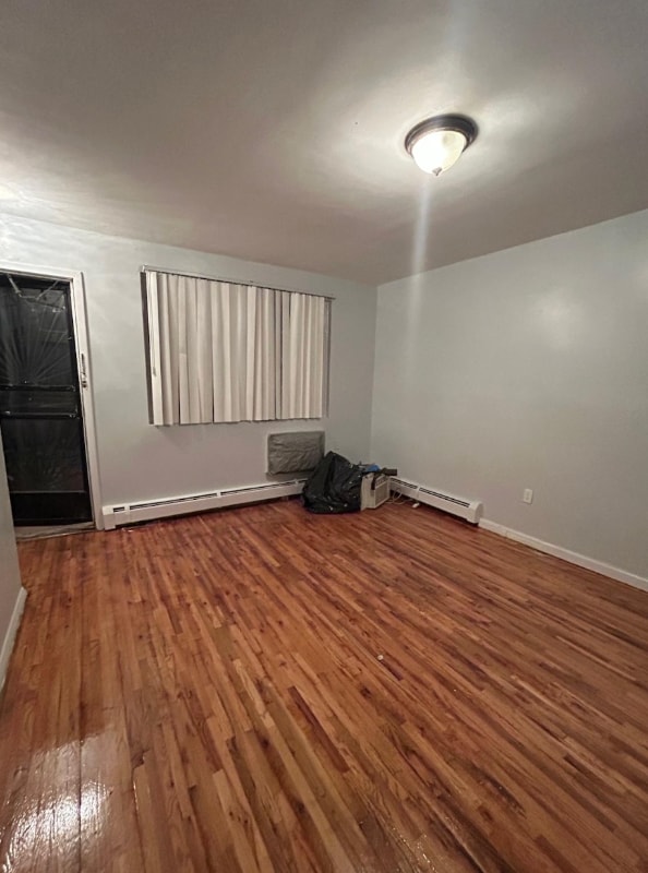 property at 2117 Canarsie Rd