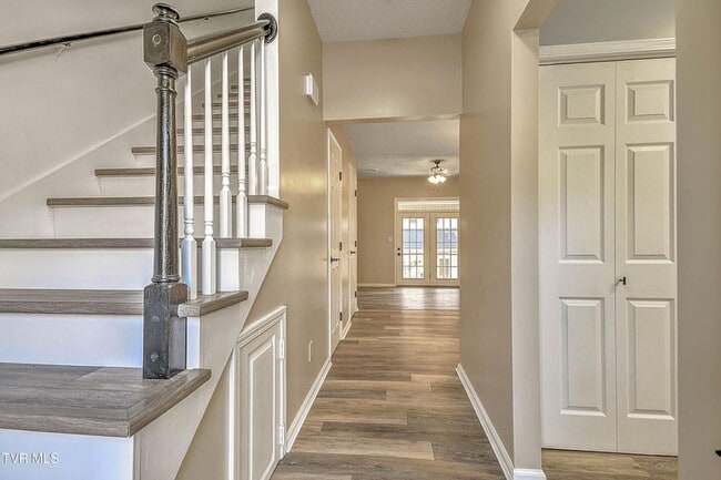 property at 1201 E 8th Ave