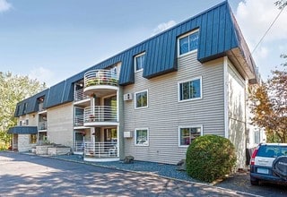 Lesterwood Apartments in Duluth, MN - Foto de edificio - Building Photo