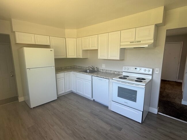 property at 14385 Pensacola Dr