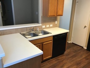 9607 Western Briar Ln in Humble, TX - Building Photo - Building Photo