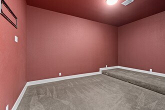 4008 Canaleta in San Antonio, TX - Building Photo - Building Photo