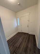 809 S Fred Shuttlesworth Cir in Cincinnati, OH - Building Photo - Building Photo