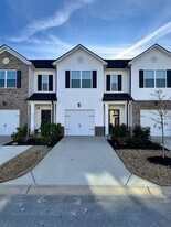 319 Bisham Ct in Aiken, SC - Building Photo