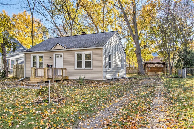 property at 428 Keyes Dr