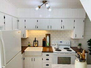 5340 Notre Dame Ave in Stevensville, MI - Building Photo - Building Photo