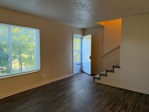 1204 Glade Hill Dr in Knoxville, TN - Building Photo - Building Photo