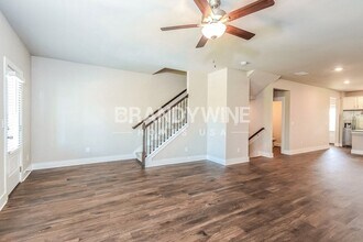 987 Valtek Ct in Suwanee, GA - Building Photo - Building Photo