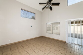 14720 W Lamoille Dr in Surprise, AZ - Building Photo - Building Photo