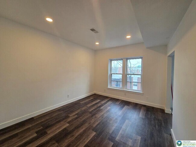 130 N 2nd St in Easton, PA - Building Photo - Building Photo