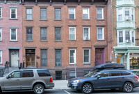 261 Grove St in Jersey City, NJ - Building Photo - Building Photo