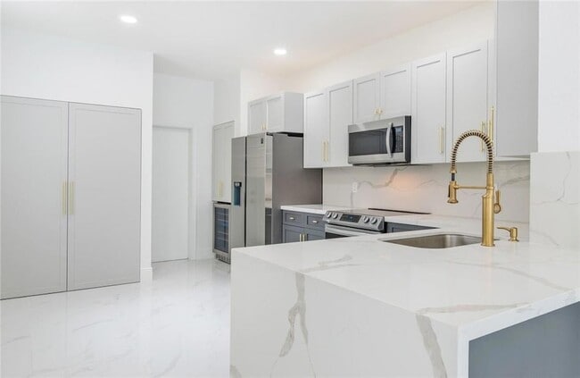 property at 2134 Pasa Verde Ln