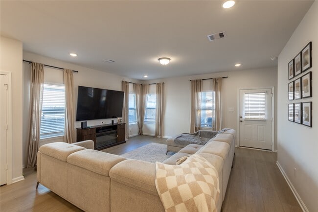 property at 32422 Clouser Crawdad Ct