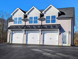 28 Haines Ln, Unit A in Walden, NY - Building Photo