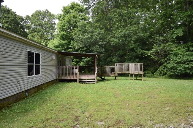 2153 Broome Rd in Palmyra, TN - Building Photo - Building Photo