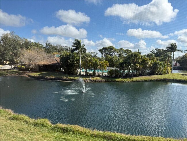 property at 5525 Ashton Lake Dr