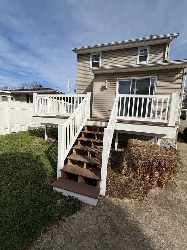 2002 Cramer Ave in Akron, OH - Building Photo - Building Photo