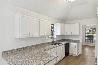 4046 St Christopher Ln in Dallas, TX - Building Photo - Building Photo