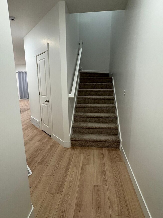 2075 Canyonlands Ln in Eagle Mountain, UT - Building Photo - Building Photo
