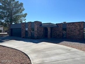 17001 Darrington Rd in Horizon City, TX - Building Photo - Building Photo