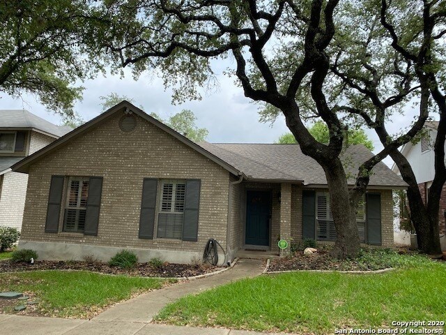 5803 Heather View in San Antonio, TX - Building Photo