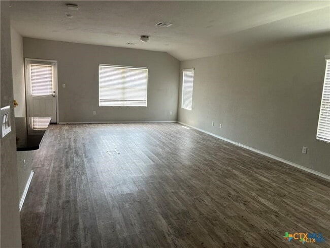 2425 Arctic Warbler in New Braunfels, TX - Building Photo - Building Photo