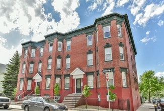 80-84 Shepton St in Boston, MA - Foto de edificio - Building Photo