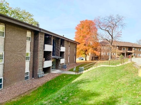 3409 Sardis Rd in Murrysville, PA - Building Photo