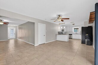 4805 Broadhill Dr in Austin, TX - Building Photo - Building Photo