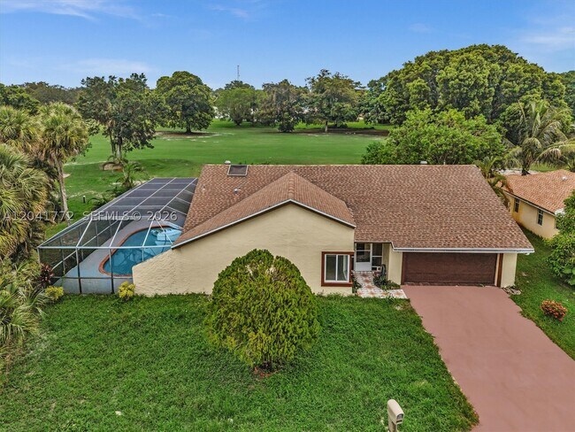 property at 8813 NW Paradise Ct