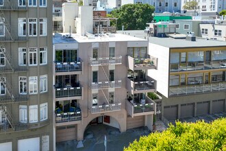 1751 Pacific Ave in San Francisco, CA - Foto de edificio - Building Photo