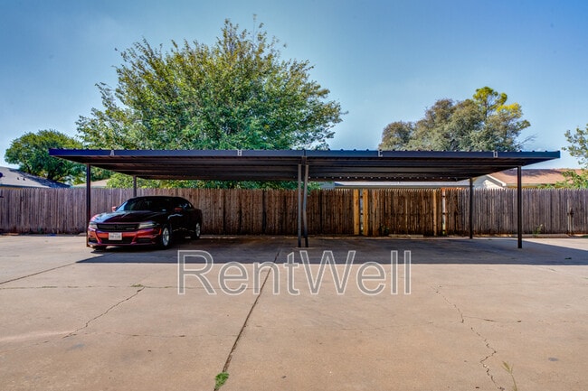 2303 76th St in Lubbock, TX - Building Photo - Building Photo