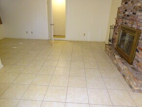 217 NW 36th Dr in Gainesville, FL - Building Photo - Building Photo