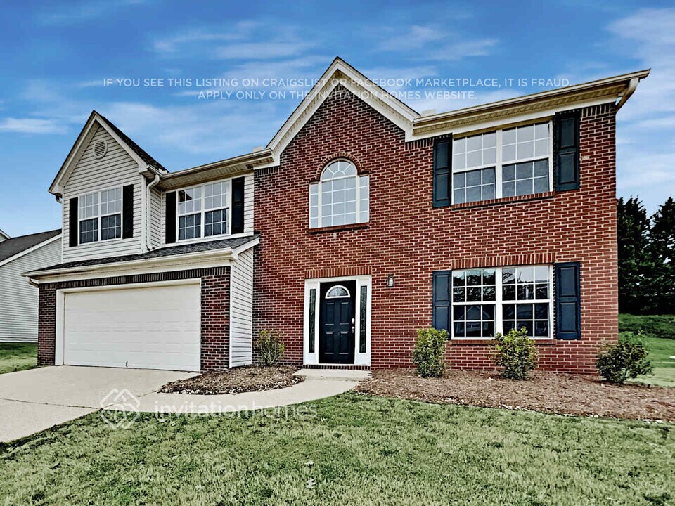 2024 Pierce Way in Buford, GA - Building Photo