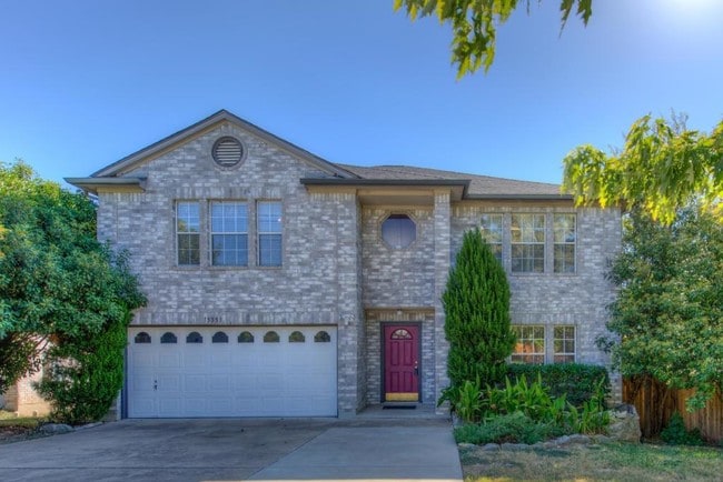 15353 Oconto Dr in Austin, TX - Building Photo - Building Photo