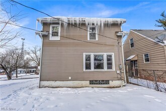 4761 Horton Rd in Garfield Heights, OH - Building Photo - Building Photo